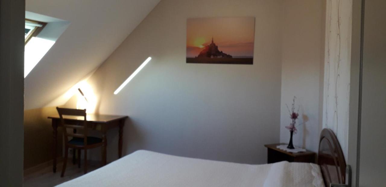 B&B La Rive - Le Mont Saint Michel Ardevon Exterior photo